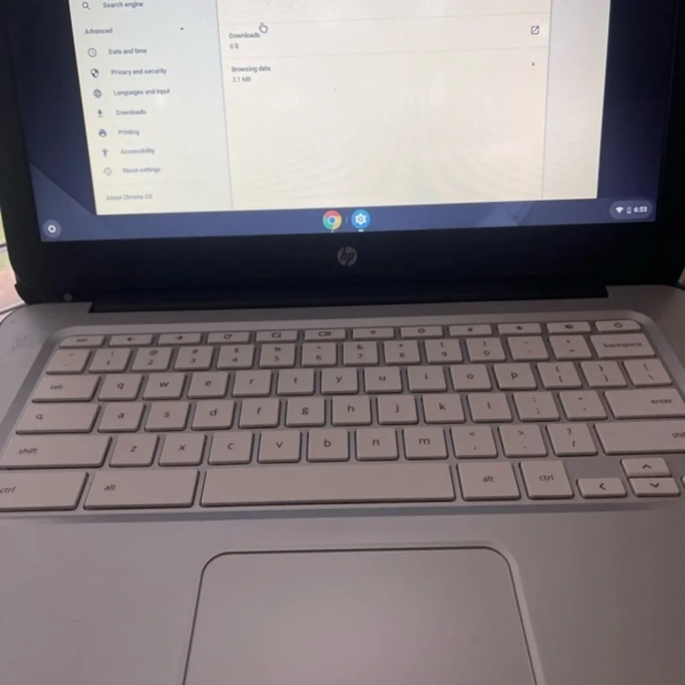 COPY - COPY - (WORKING) HP CHROMEBOOK 14 w/POWER CORD (UNLOCKED)